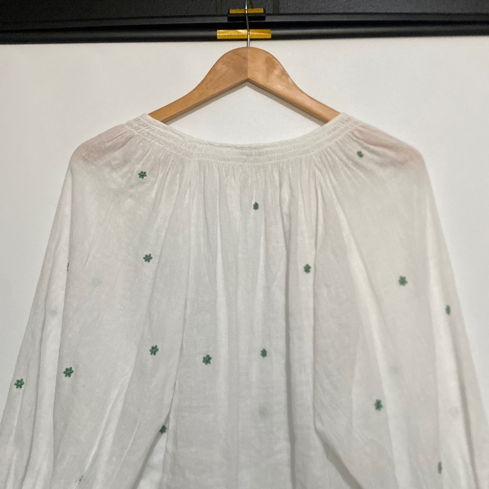 Rails M Green Daisy Embroidery Mariah Top - Picture 9 of 13